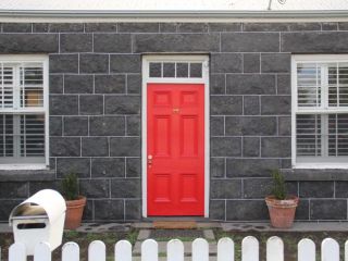 Young's Cottage - circa: 1861 Guest house, Port Fairy - 2