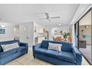 Your place. Enjoy the beach retreat Apartment, Rainbow Beach - 1