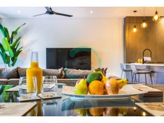 ZEN ARCTIC Luxury 2-Story T/House + Pool & Markets Apartment, Fannie Bay - 3