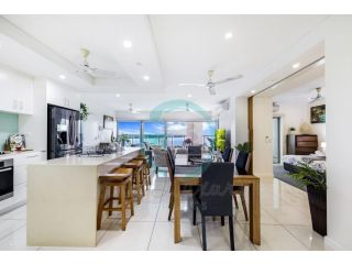 ZEN BY THE WATER - Darwin's Premier Ocean View Family Retreat Apartment, Darwin - 4
