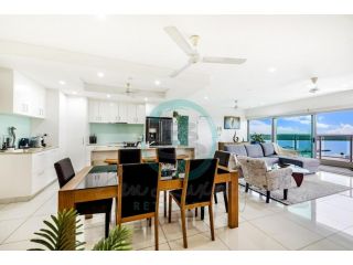 ZEN BY THE WATER - Darwin's Premier Ocean View Family Retreat Apartment, Darwin - 3