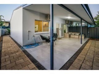 ZEN HIDEAWAY COZY 2-BR/2-BA Modern Unit in Alawa Apartment, Australia - 3