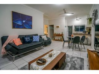 ZEN HIDEAWAY COZY 2-BR/2-BA Modern Unit in Alawa Apartment, Australia - 2