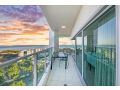 ZEN TOWERS PENTHOUSE Darwin&#x27;s Exclusive Short Stays Holiday Home Apartment, Darwin - thumb 8