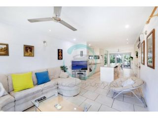 ZEN TREETOPS - Boutique 2-BR Apt w/ Private Pool Apartment, Northern Territory - 1