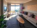 ZEN88 ESPLANADE: 1-BR Top Floor Ocean View Suite Apartment, Darwin - thumb 10