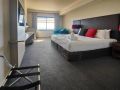 ZEN88 ESPLANADE: Hotel Suite w/ Ocean/Sunset Views Apartment, Darwin - thumb 1