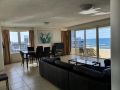 Zenith Ocean Front Apartments Aparthotel, Gold Coast - thumb 4