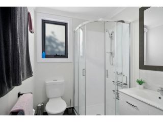 Zoo Villas : Villa Zebra - Central Wynyard Apartment, Wynyard - 5